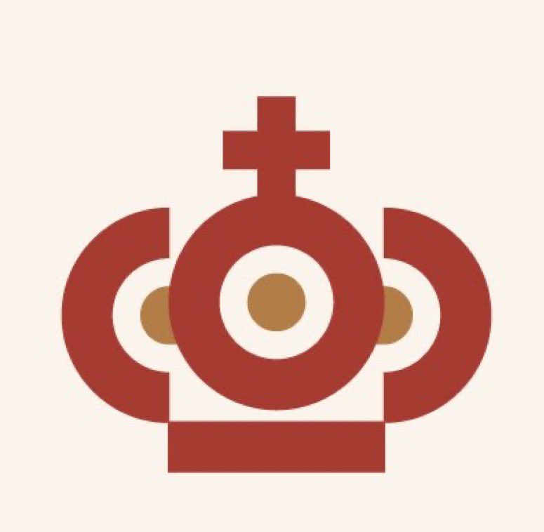 BuzzzDao's tweet image. First was $kingshit &amp;amp; @404Octopus. Now for the ultimate status symbol: the Crown. All Kings &amp;amp; Queens of AVAX need to claim their rightful place on the throne. RT and add a picture of a 404 to join the Crown WL. 

👑👑 I have 5 WL to offer 👑👑

Step into royalty with @crownonavax