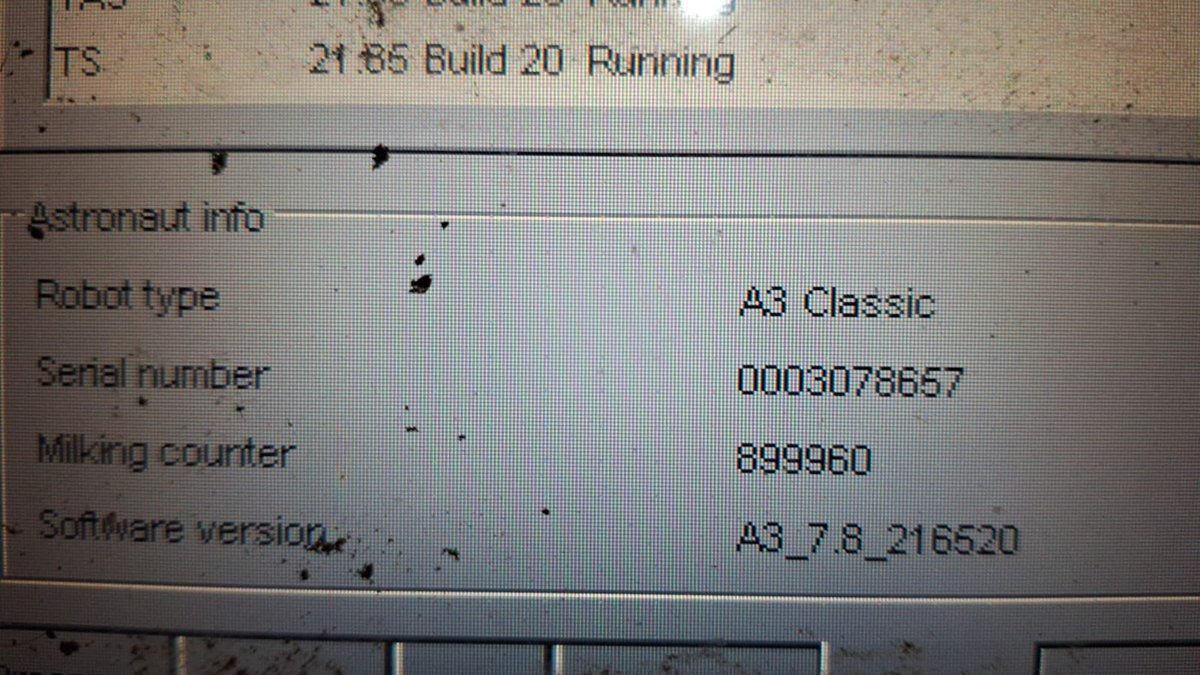 An A3 customer sent us an update this morning as his robot was about to hit 900,000 milkings 💪🤖🐄 changing over to an A5 next week 🥳🥳
