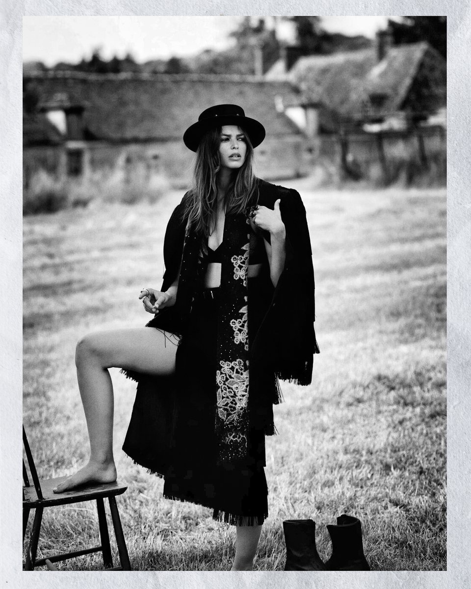 pierluigicapan's tweet image. "The most powerful weapon on earth is the human soul on fire."
#birgitkos #love #style #fashion #inspiration