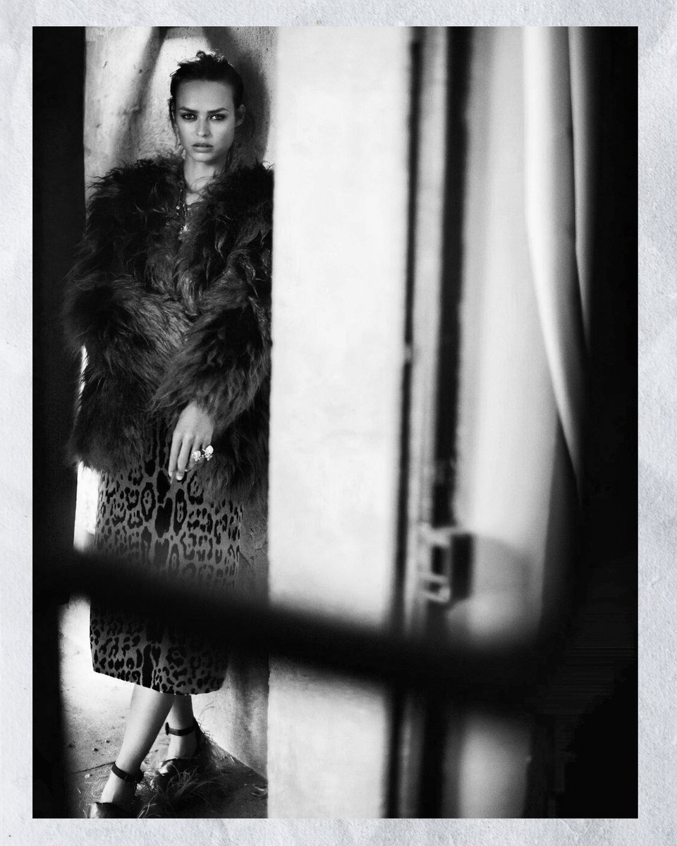 pierluigicapan's tweet image. "The most powerful weapon on earth is the human soul on fire."
#birgitkos #love #style #fashion #inspiration