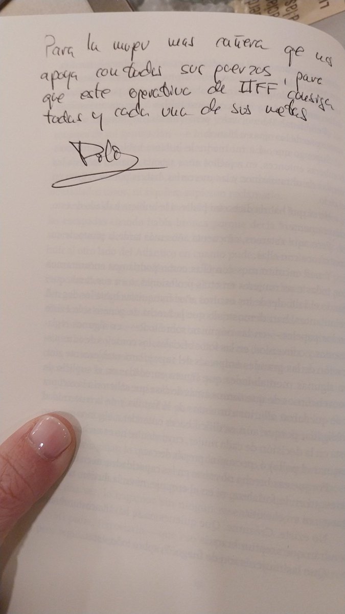 Rus_sanz's tweet image. Ellas son ejemplo de lucha. #viajesalasmujeresdelfuego #IncendiosForestales #jcyl #tragsa 
Hoy en #Leon