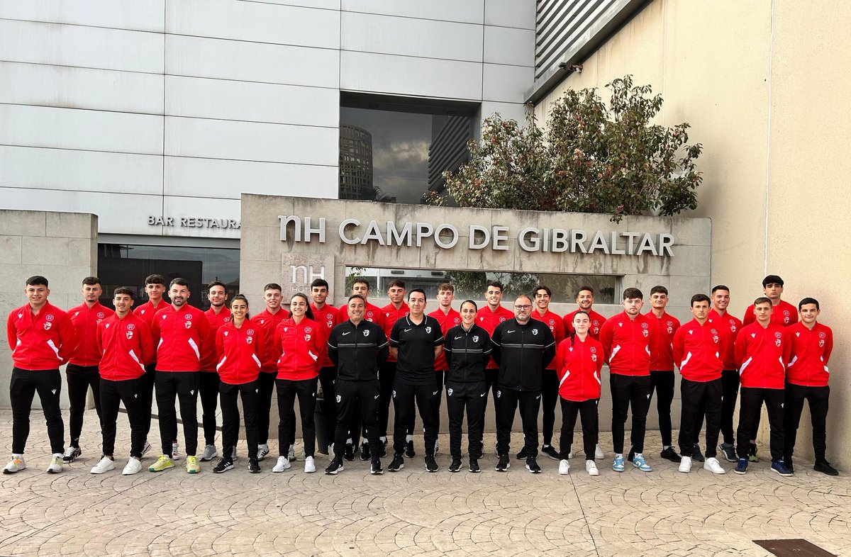 🅰️rbitros <a href="/RFAF/">RFAF</a>
🧑‍🎓Formación
⚽ Programa "CONCENTRA FUTURO"
El Comité de Árbitros de #RFAF imparte un seminario arbitral durante el #AndaluzInfantil24 y #AndaluzCadete24 a los colegiados andaluces de mayor proyección en categoría provincial.
👶Nuestra cantera arbitral