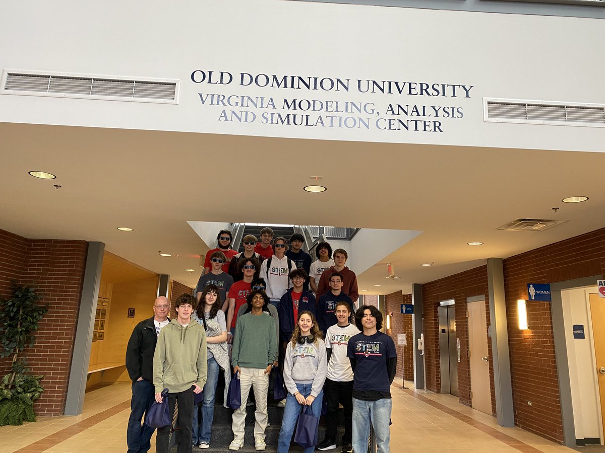 GrassfieldSTEM's tweet photo. We had the most STEMulating morning @vmasc_odu. Programming &amp; Advanced Programming students learned how game engines are used in modeling &amp; simulation across industries from industry experts!  And, they loved interacting with all the simulations!! https://t.co/UmOVupQcxt