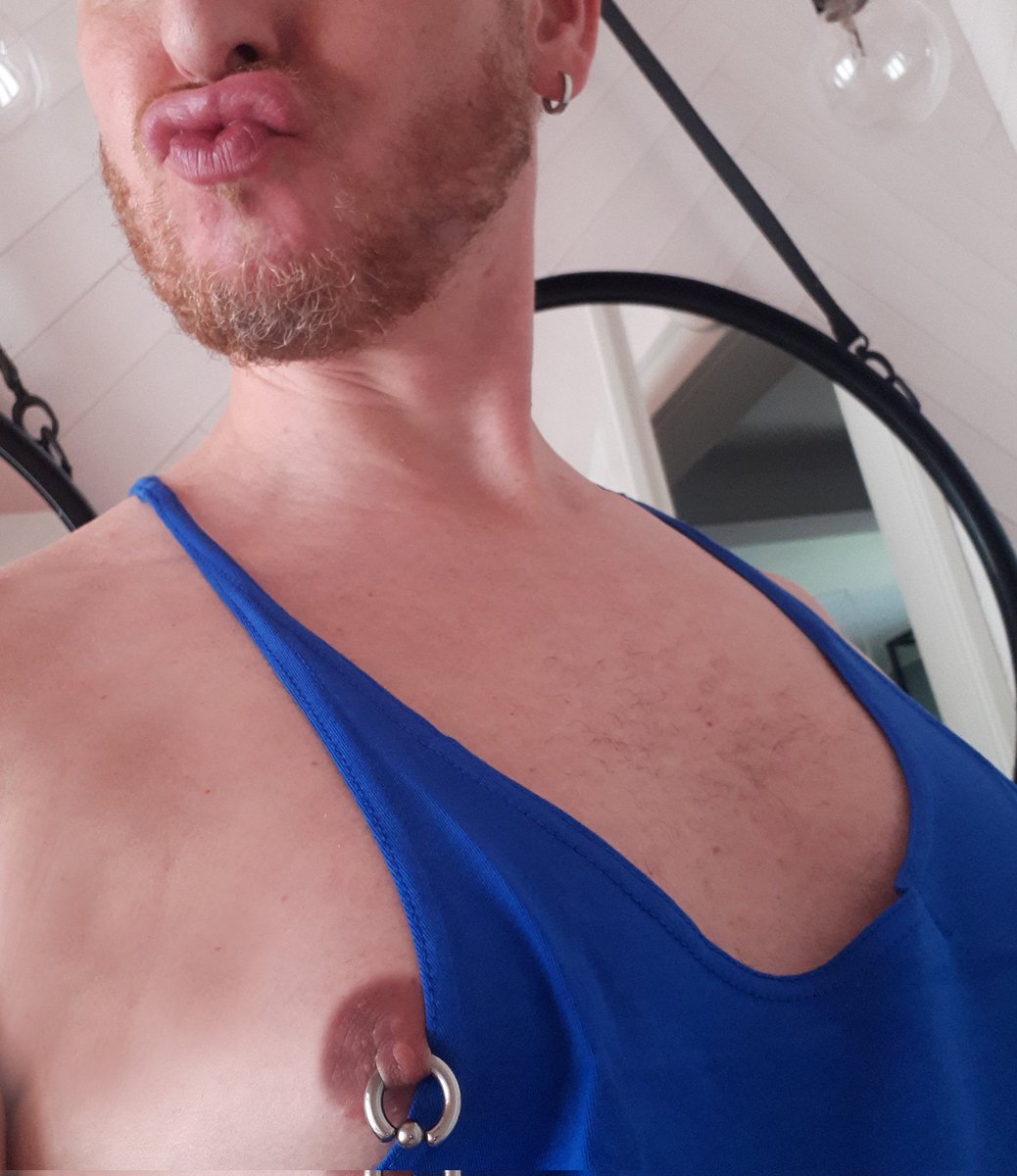 PiercedItaly's tweet photo. .... heat wave… #nippleplay https://t.co/9xyl8ZPXLP