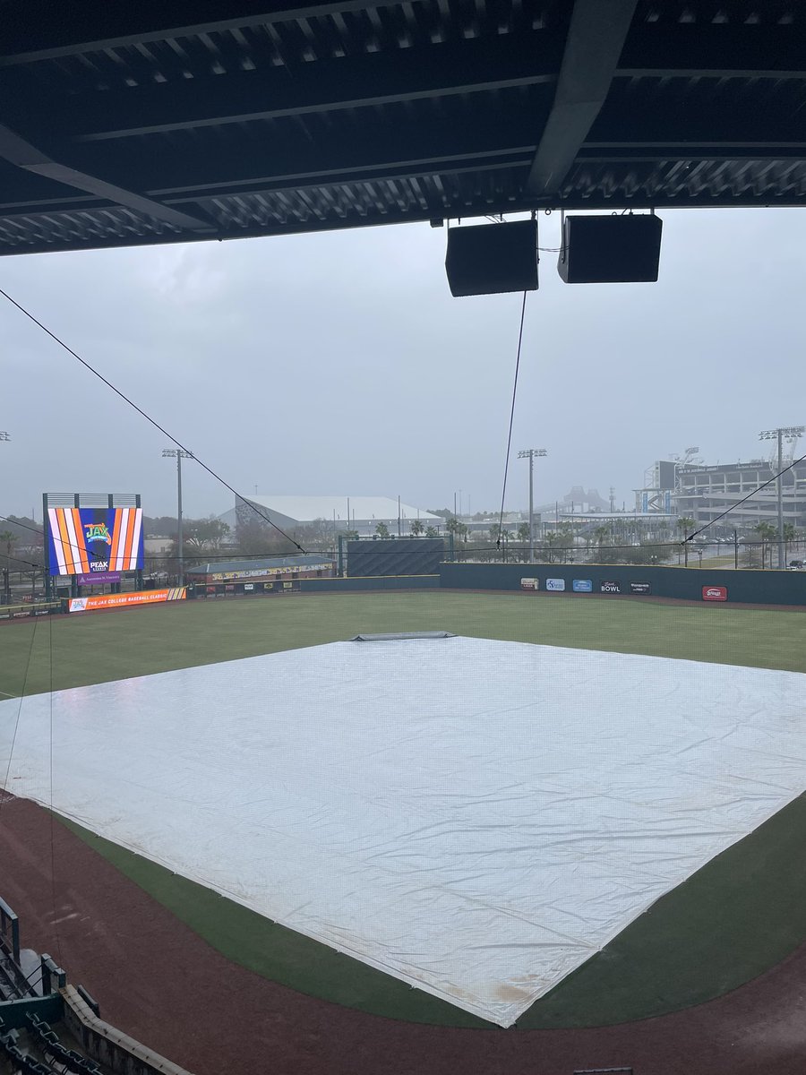 Gonna be a bit but we’ll get this one in…@UVABaseball and @GoShockersBSB in a rain delay to start @JaxCBC Sunshine state they say…