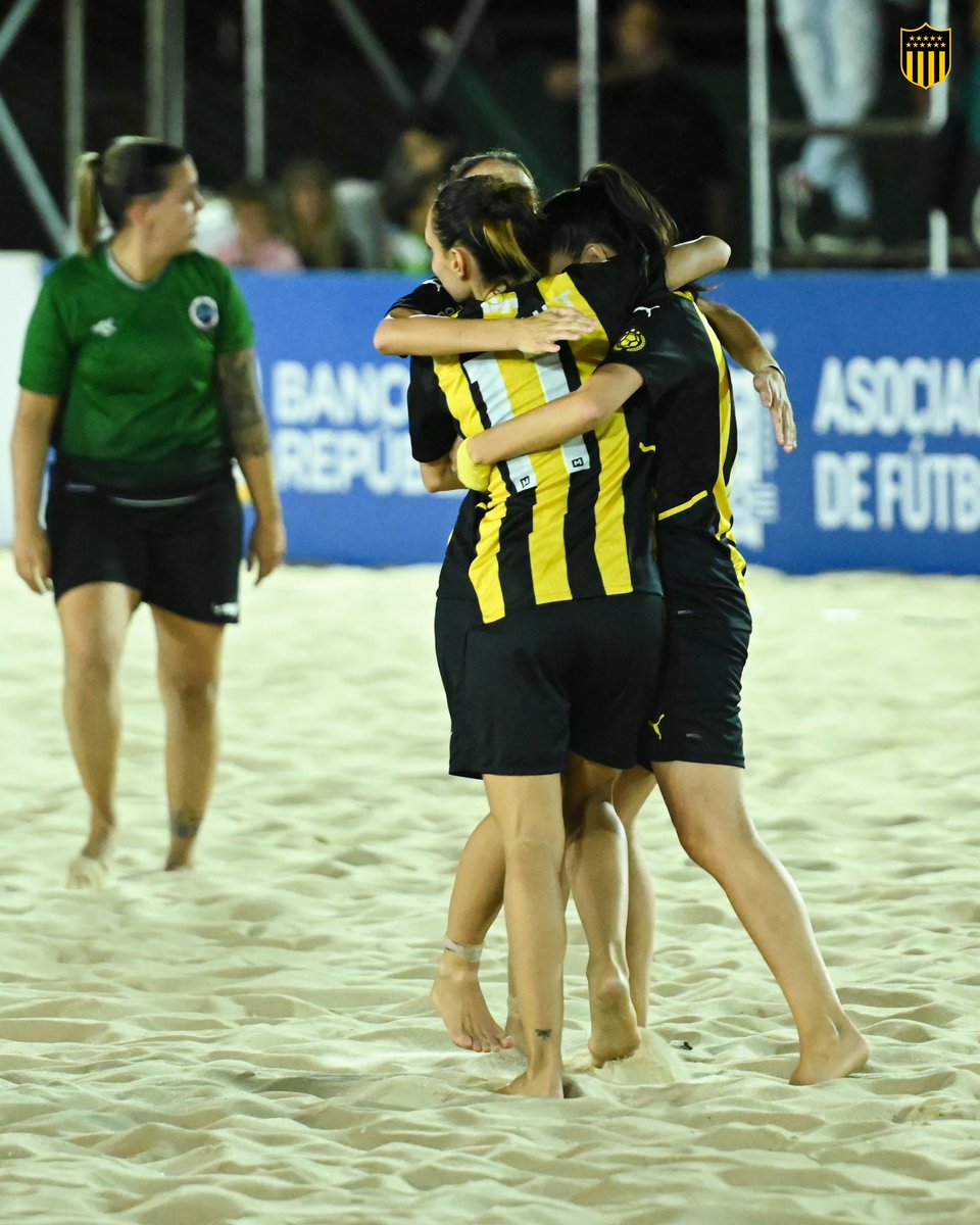 ⚫️ ¡𝐆𝐀𝐍𝐎𝐎𝐎𝐎 𝐏𝐄𝐍̃𝐀𝐑𝐎𝐎𝐎𝐋! 🟡

Peñarol 5 - 3 Parque Cubano