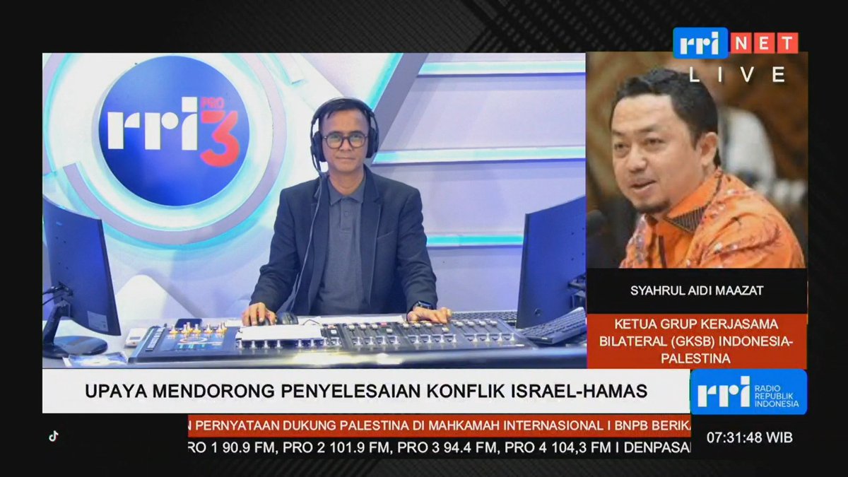 RRIPrograma3's tweet photo. #live
Sedang berlangsung dialog dg topik Upaya Mendorong Penyelesaian Konflik Israel-Hamas bersama Syahrul Aidi Maazat Ketua Grup kerjasama bilateral (GKSB) Indonesia-Palestina yang dipandu oleh Rudy Zein
Selengkapnya dengarkan di 88,8FM & RRI Digital.
#IMP #RRIPRO3 https://t.co/jeImTleBzJ