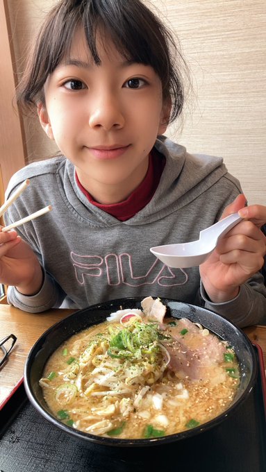 LINOのTwitter画像30