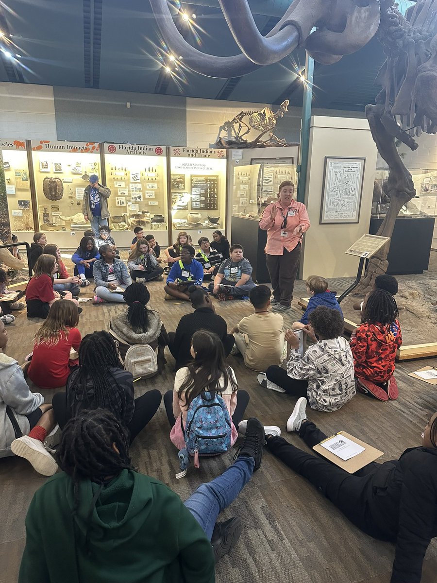 5️⃣th Grade students were able to explore Silver River today. Thank you to the team at Silver River for creating this opportunity for interactive learning experiences! #onlythebestatoakcrest #fieldtripfun