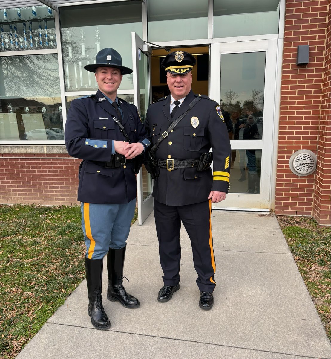 I was blessed to be able to pin a Delaware State Trooper badge on Mark Jr's chest. God bless you and safe. #DSP #Cavos