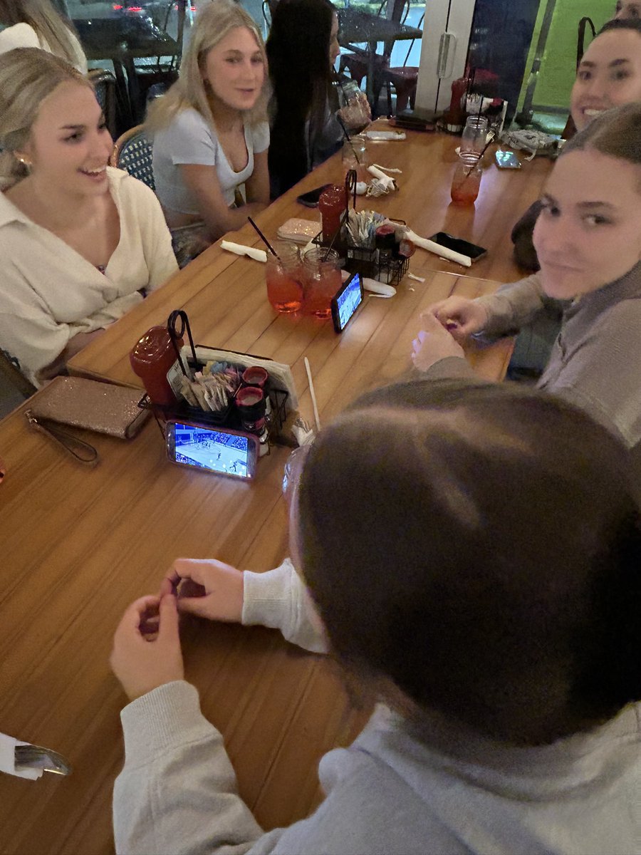 FalconCheer tweet media