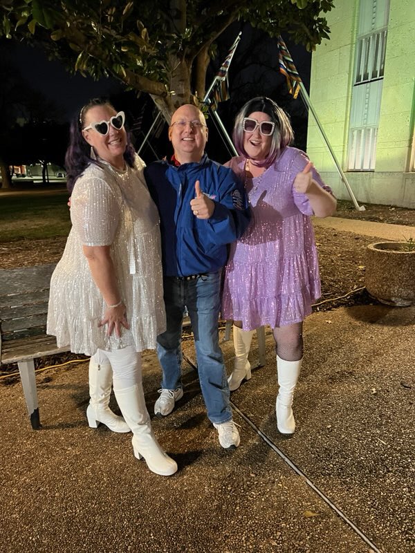 GilbertGarciatx's tweet photo. Had a blast with Dee Dee,  Rep. Christina Morales and Adrian Castillo at MANIA: The ABBA Tribute. From the music to the costumes, it was awesome. Many people were  dressed like the band! https://t.co/kDBJzUlQ69