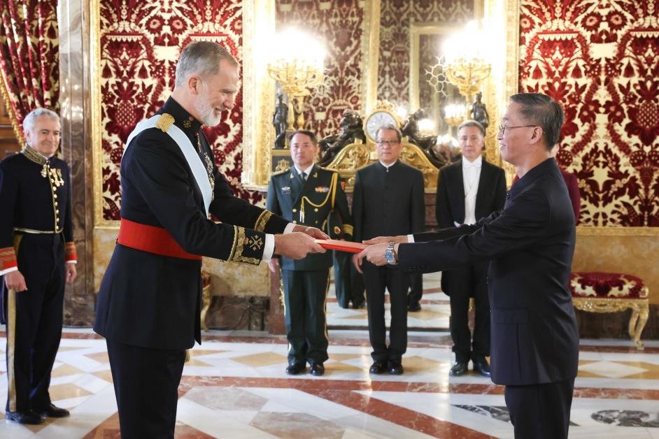 Embajada de China en España tweet media