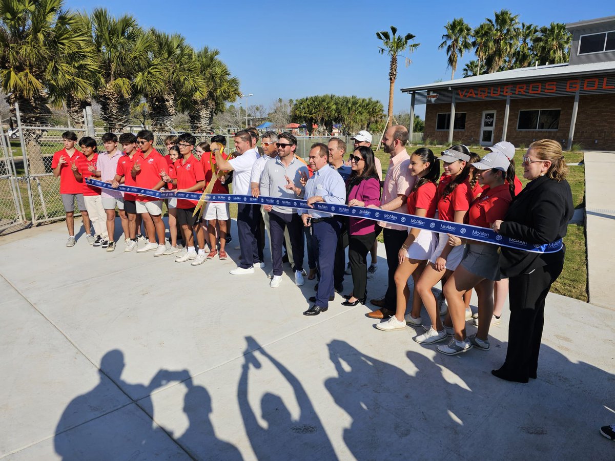 CityofMcAllen's tweet photo. ⛳️ @GoUTRGV &amp; @CityofMcAllen partner to open Vaqueros Golf Center ✌🏻

The center includes more than 4,200 sq. ft. of space for lockers rooms for men’s &amp; women’s golf programs, 2 hitting bays, a study lounge, nutrition station, viewing area &amp; coaches’ offices. 
#SpiritOfMcAllen https://t.co/h5VZOXtNcU