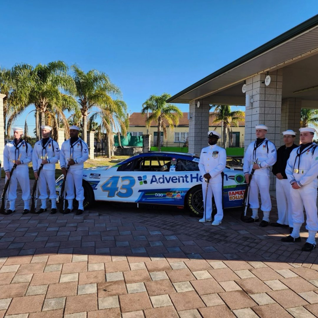 ExpEventsGrp's tweet image. Experiential Events Group was on the ground this past week at @DAYTONA 500 with a custom car wrap and transport haul for the @LEGACYMotorClub  show car! 
.
#mobilemedicaleducation #experientalmarketing #autoevents #modernmarketing
