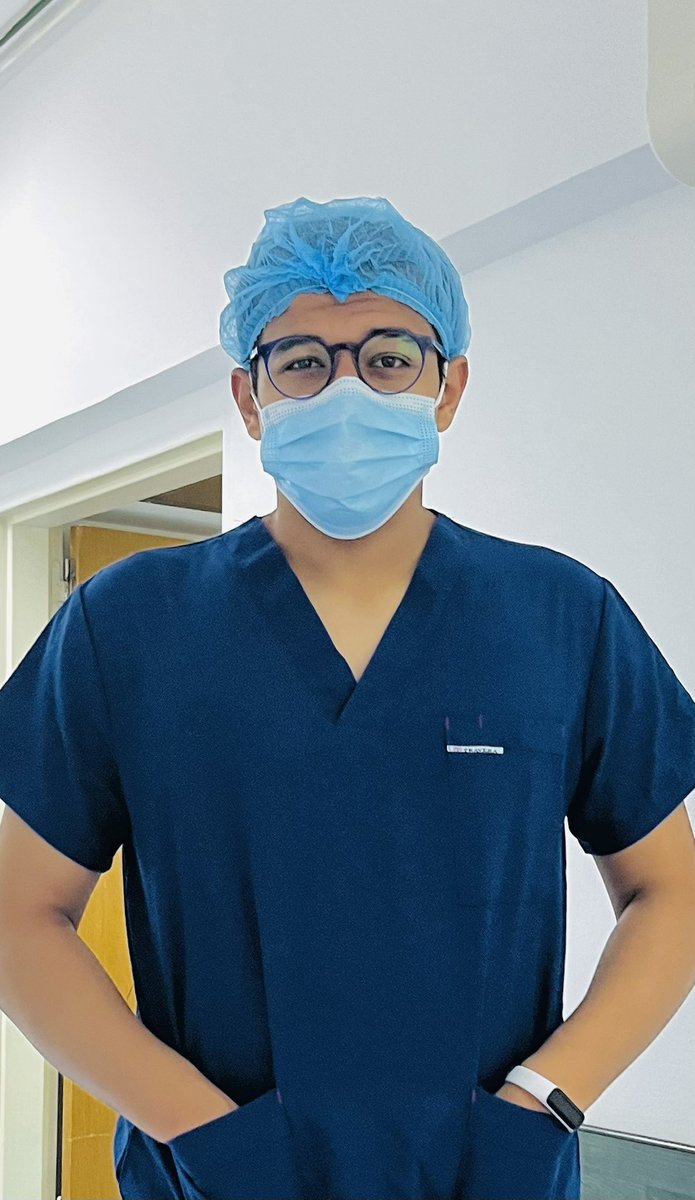 DrMostafaKabeel's tweet photo. الحمد لله ♥️

ناجح بتقدير امتياز مع مرتبة الشرف (+A) الفرقة الخامسة كلية الطب جامعة الأزهر بالقاهرة 
رسميًا حاصل على بكالوريوس الطب والجراحة 👨‍⚕️🤍

وطبيب امتياز بمستشفيات جامعة الأزهر بالقاهرة ♥️ https://t.co/UQkr7H83Kj