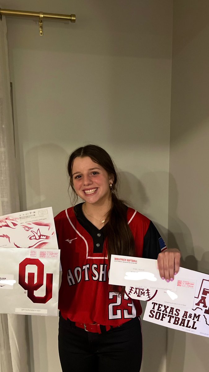 So blessed to receive mail the last couple weeks. Thank you so much! @GassoPatty @jtgasso @CoachDeifel @djgasso @Trisha_Ford @RussHeffley @LLefty18 @boschml @hotshots_09 @ExtraInningSB @LegacyLegendsS1 @avon_softball