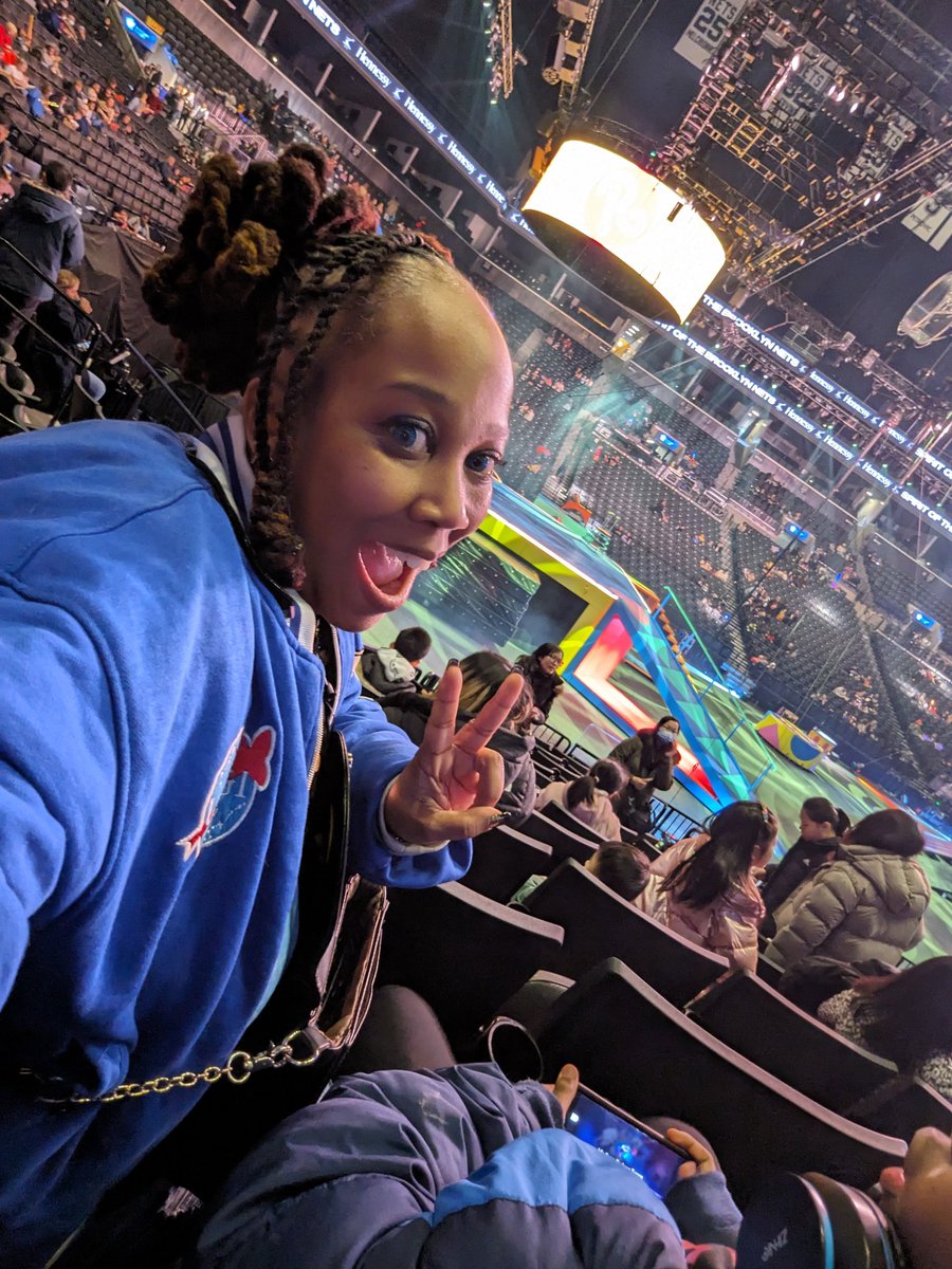 sailorxtasy's tweet photo. The little girl in me is so happy #Ringling @Ringling #circustime https://t.co/feXPn2hECE