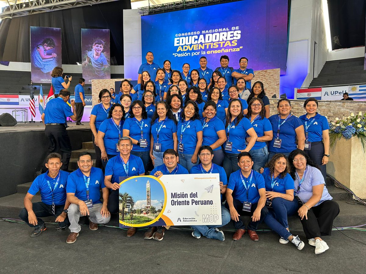 dannylrosash's tweet photo. Maestros del ORIENTE DEL PERU, Apasionados por la Enseñanza. #congresoeducadores https://t.co/ixXgDxV7pN