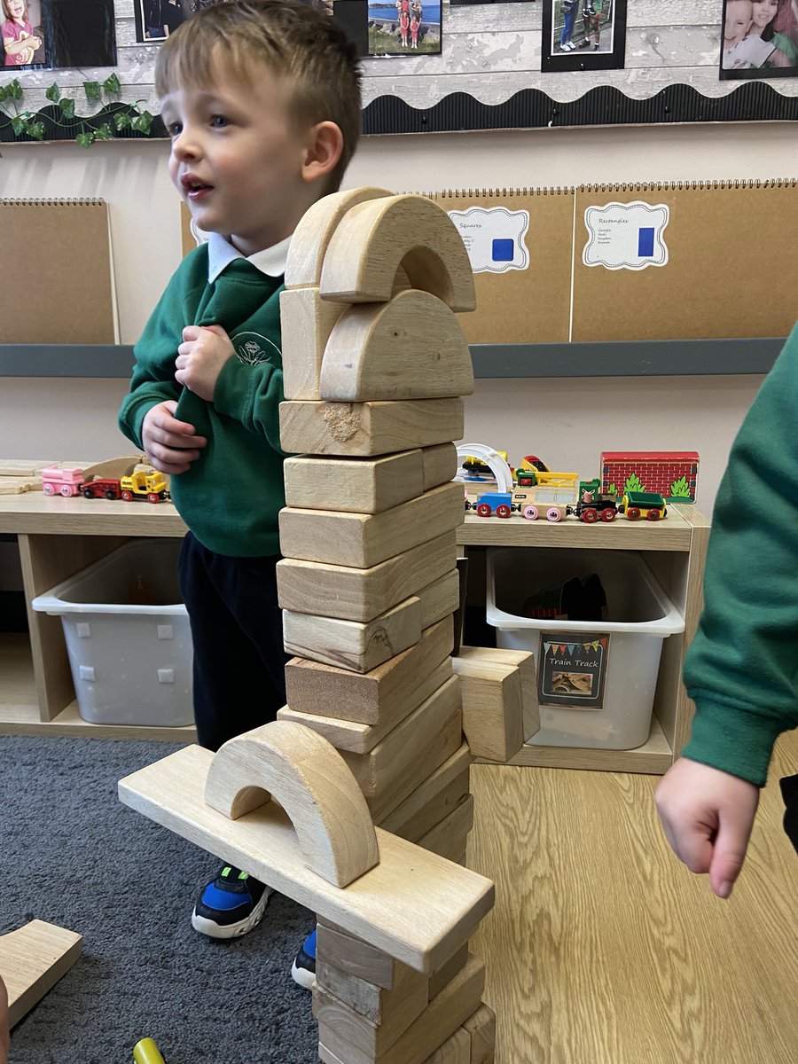 Brilliant balancing in Block Play yesterday. The boys build upwards and thought carefully about where to place the curved blocks. They were very pleased with their work. @StMarysCIW #wearestmarysciw #smciwcreative #smciwambitious