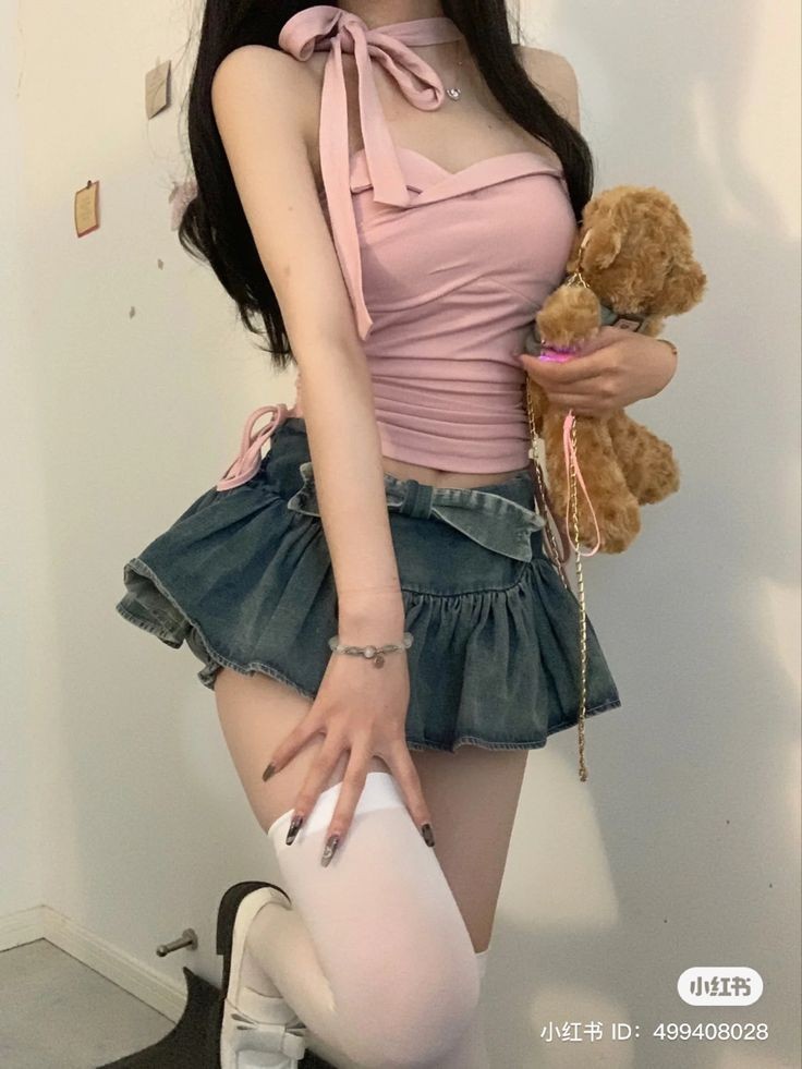 SyberianaWufiny's tweet photo. 🎀˚₊‧꒰ა ☆ ໒꒱ ‧₊˚Como consegui perder 8 kg em 1 mes e 23 dias a thread˚₊‧꒰ა ☆ ໒꒱ ‧₊˚ 🎀 https://t.co/4PiRk8dm1s