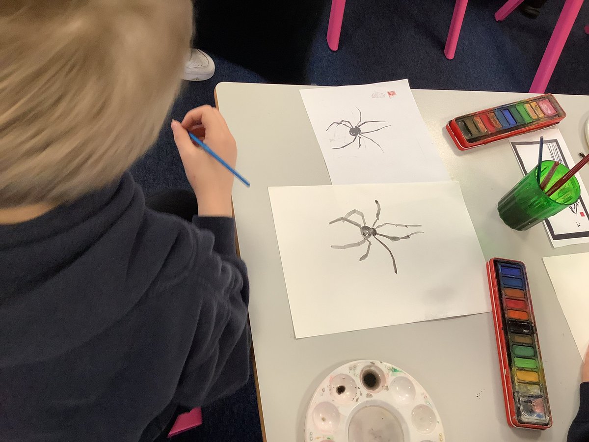 We had the pleasure of a workshop from Amanda Silk, just before half term. Here are some of the outcomes produced by our greater depth artists in KS1 🎨 #enrichmentopportunities #amandasilk