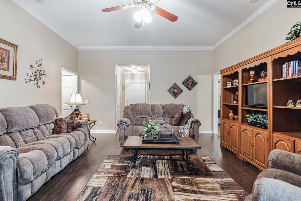 460 Orangepark Drive, Orangeburg, SC 29115 just hit the market!
Take a look at this awesome space: barbaramoore.chime.me/d8qz5z1f