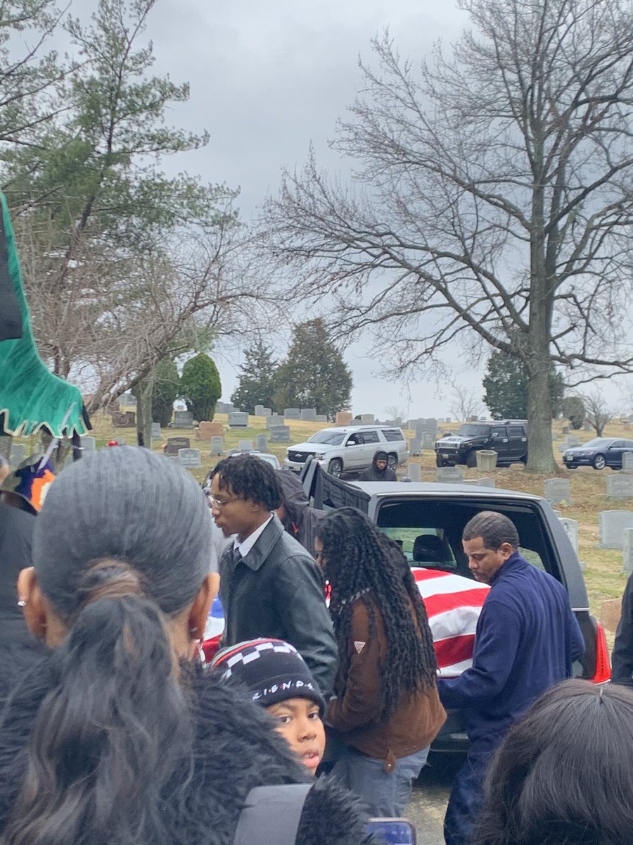 Citoswrld's tweet photo. Laid a soldier to rest today! 85 years and truly blessed 💜 #LLGP https://t.co/PQEgn67HnQ