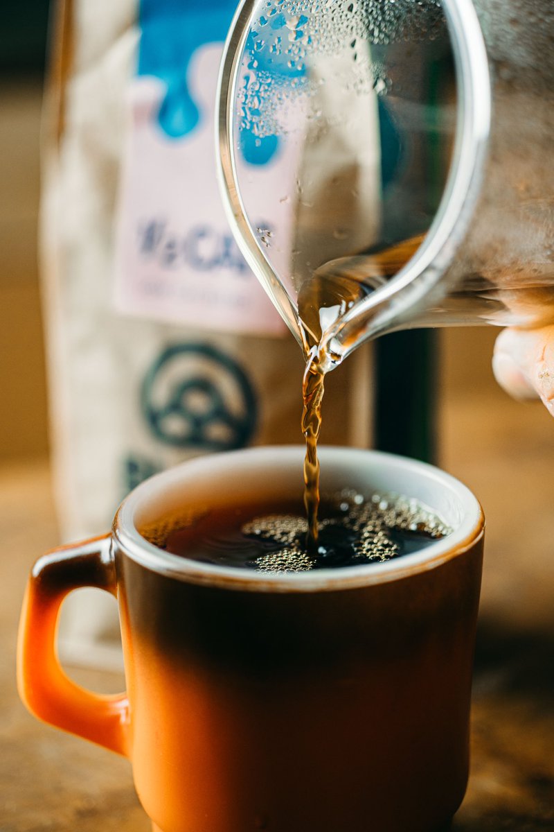 BlackCoffeeMsla's tweet photo. I know a lot of people trying to cut back on #caffeine- this is a coffee we’ve had from the beginning but not many know about. And it’s great. All the flavor, half the caffeine. And on sale through Monday. Order online.
-#halfcaf #blackcoffee #dontquit https://t.co/GBZewjAXiI