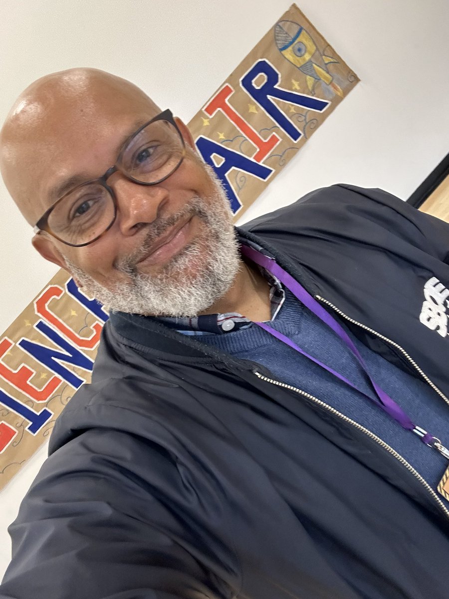 DC_Edvocate's tweet photo. A couple weeks ago, I had the awesome opportunity to serve as a judge for the @chmldc science fair! 

Totally blown away by the submissions! Shout out to science teacher Mr. Mathieu for all the great teaching happening at Capitol Hill Montessori @ Logan! 
@PrincipalCHML1 @DCSBOE https://t.co/oShNn5Pw5J