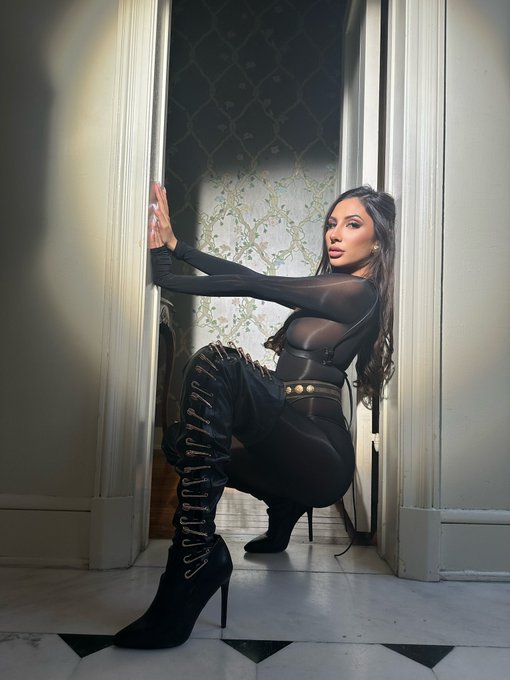 my Onlyfans is free for new subscribers this weekend 🥳🥳 https://t.co/6CQ0bkFzaH https://t.co/un2U5LY<a href="/tag/rarabgg"class="tags"><span>#rarabgg</span></a>