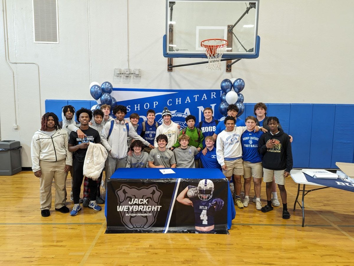 Congrats to WR Jack Weybright on his signing to Butler University! <a href="/JackWeybright23/">Jack Weybright</a> <a href="/ButlerUFootball/">Butler Football</a> 
#GoTrojans #GoDawgs