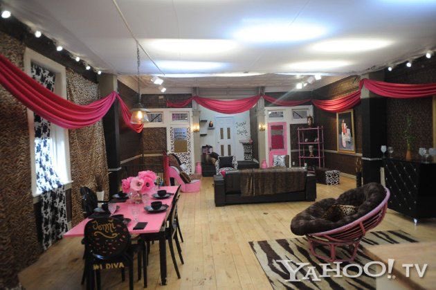 eeveebnny's tweet photo. still so obsessed with snooki and jwoww apartment https://t.co/jOacNJXa6T