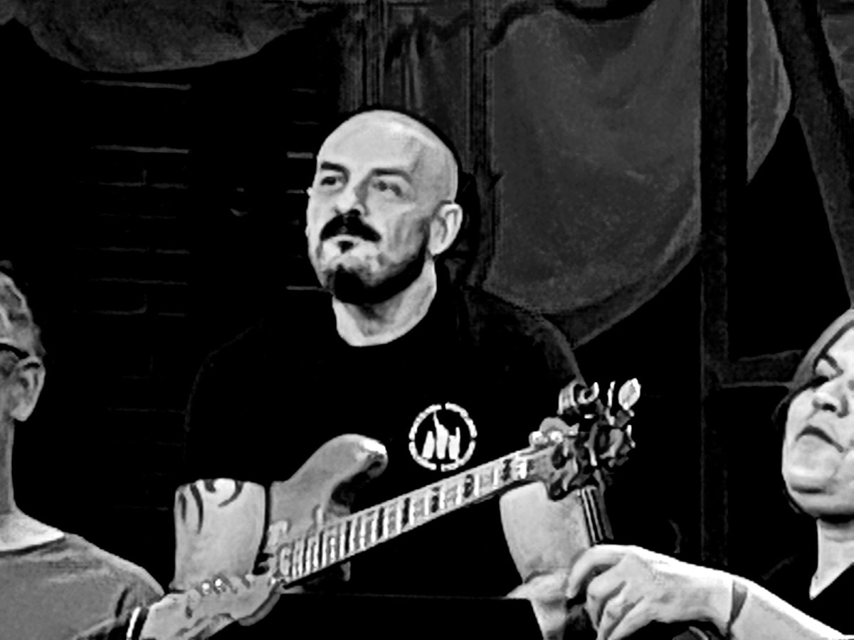 Menzione speciale per <a href="/lazzarolazz/">Gabriele Lazzarotti</a>  
con la maglietta della
Palestra Popolare Valerio Verbano.
#propagandalive 
#scattirubati