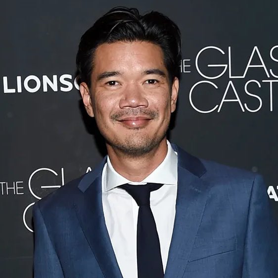 OMG! DESTIN DANIEL CRETTON will direct and write the live-action "NARUTO" film!

DESTIN DANIEL CRETTON previously directed the box office blockbuster Shang-Chi and the Legend of the Ten Rings. 

Full Article; naruto-official.com/en/news/01_1726?