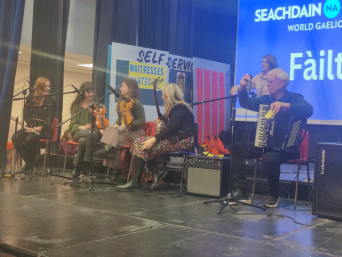 Ms Sutherland tweet media