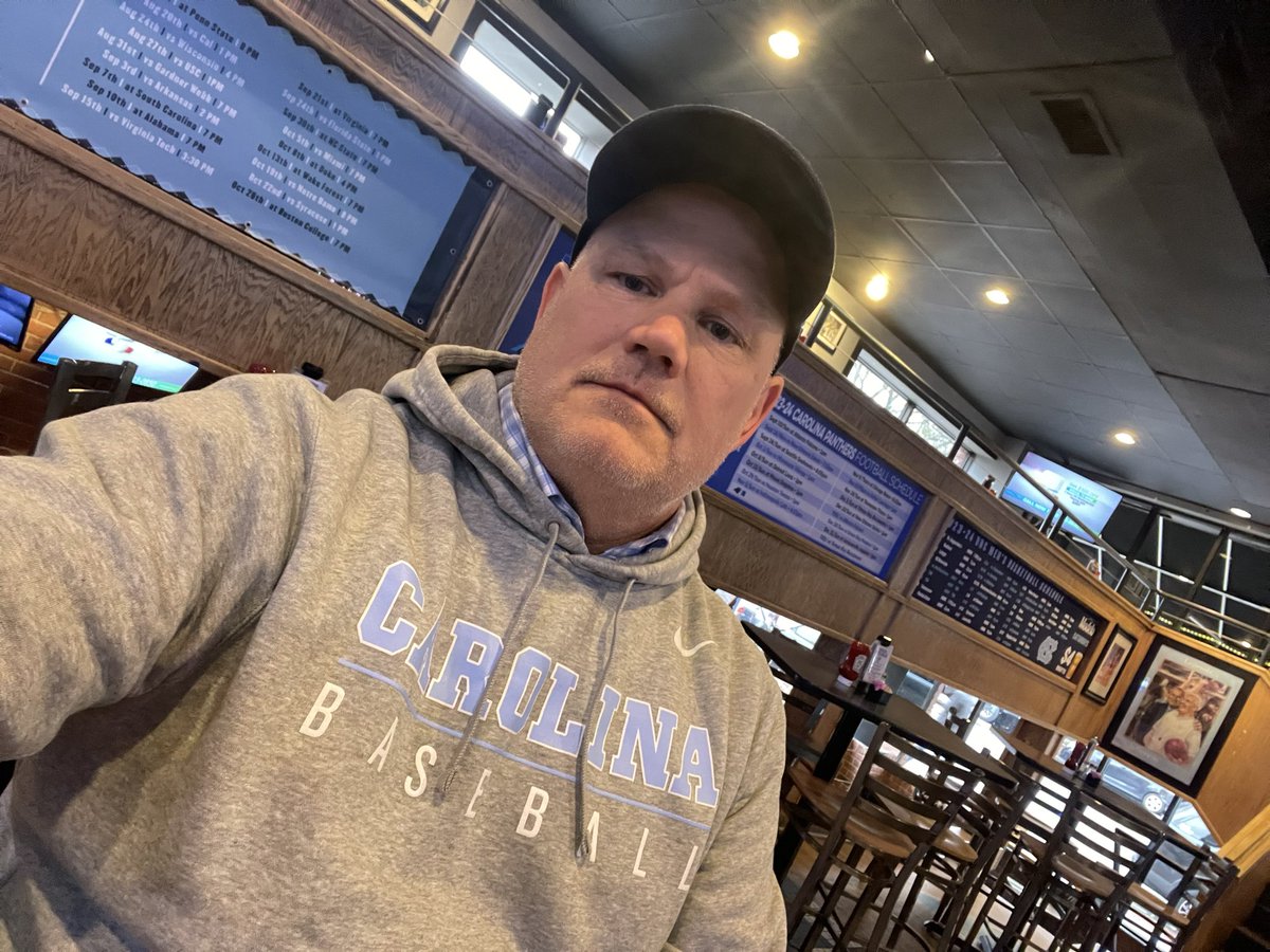 🏈 Coach Randy Marion tweet media