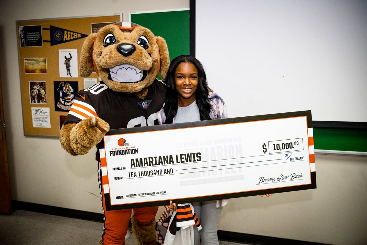2024 SENIORS - There is still time to apply for the Cleveland Browns Marion Motley Scholarship! Two students will be selected to receive a four-year renewable college scholarship of $2,500 per year.

Application closes MARCH 5 ➡️bit.ly/Marion-Motley-…