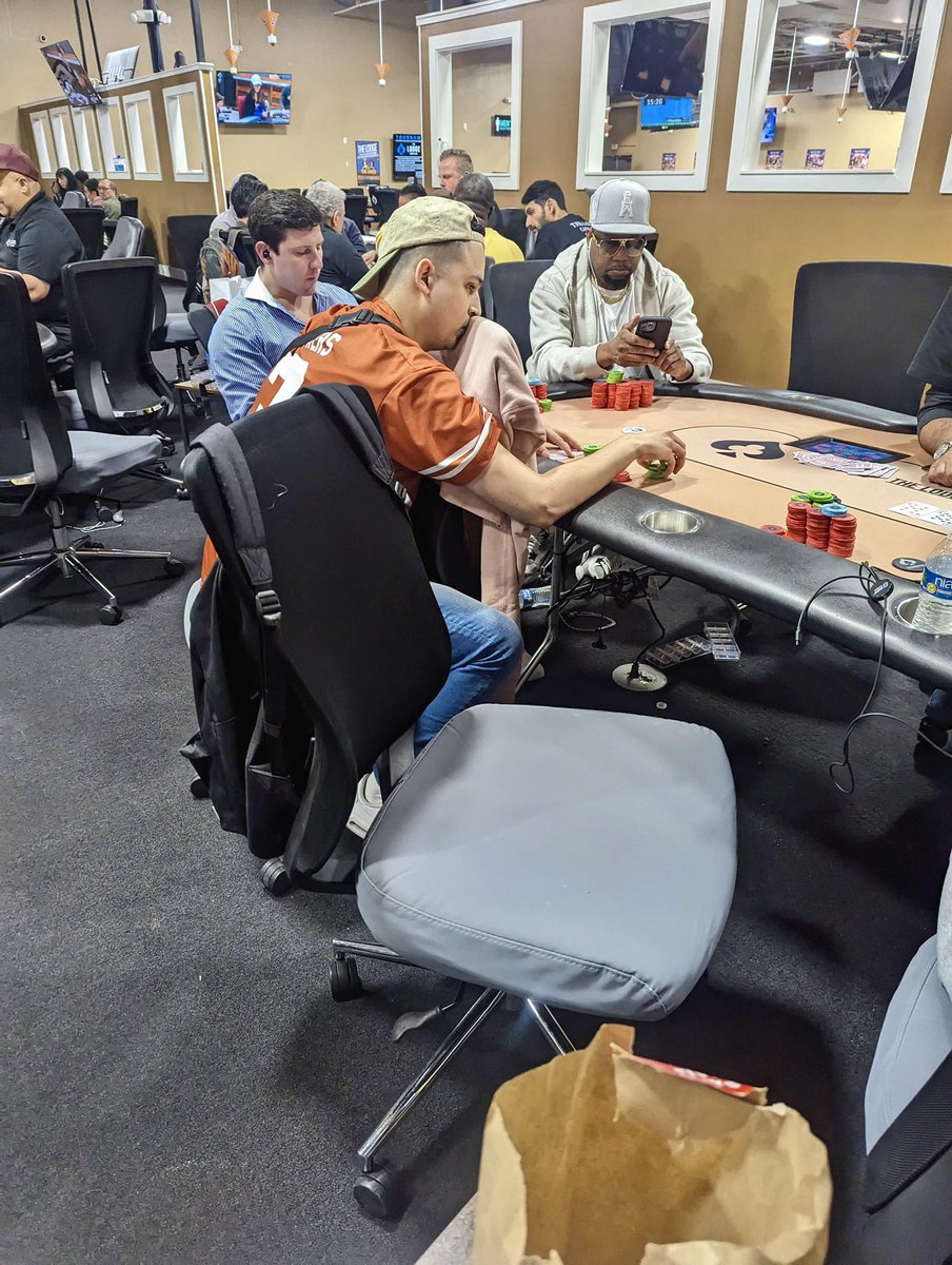 CameronPoker's tweet photo. GG to my time at the @LodgePokerClub 

💰 +$12.5k playing 1/3 NLH and 1/2/5 PLO (@Joeingram1 the best PLO games in the world, you need to get in the mix) 

🌵 Loved travelling around Austin, visiting the University of Texas’ football stadium and campus and meeting some awesome people

♦️ The Lodge is the best poker room I’ve ever seen or played in. Brilliant staff, amazing games and a fantastic membership system that keeps money in the games (@rob_yong_ something for the U.K. to endorse?) 

Great meeting @SkullMikePoker, @mbradycf, and the whole team here, it’s very cool what they’re building. Will be back soon for sure!