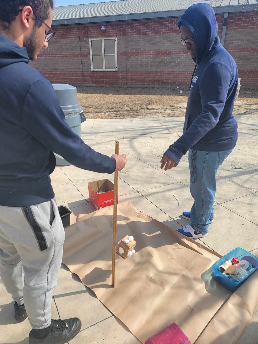 Thursday of #eweek2024 the guys participated in an egg drop challenge to simulate the engineering used with crash test dummies