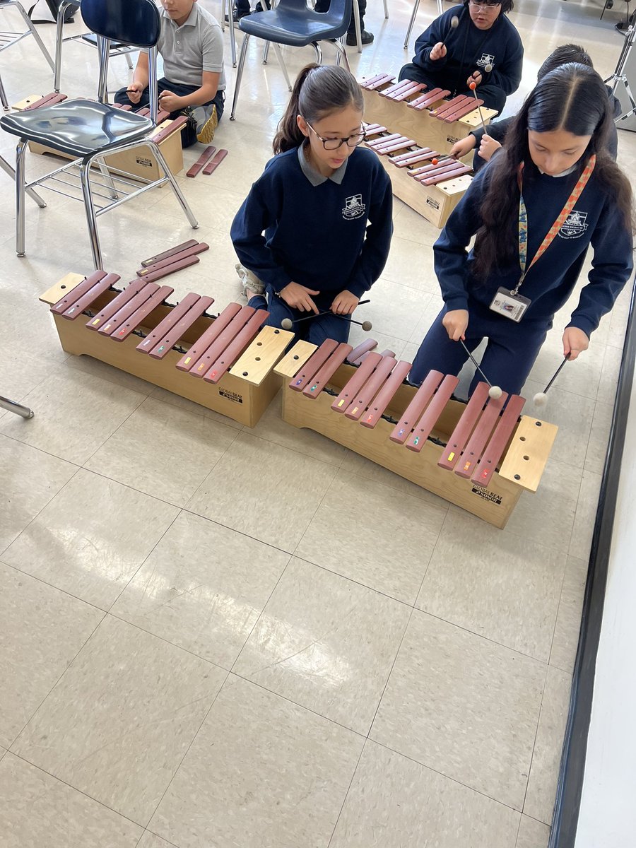 This week 5th grade worked together to decode a melody. 🎵 <a href="/D99Cicero/">Cicero District 99</a>