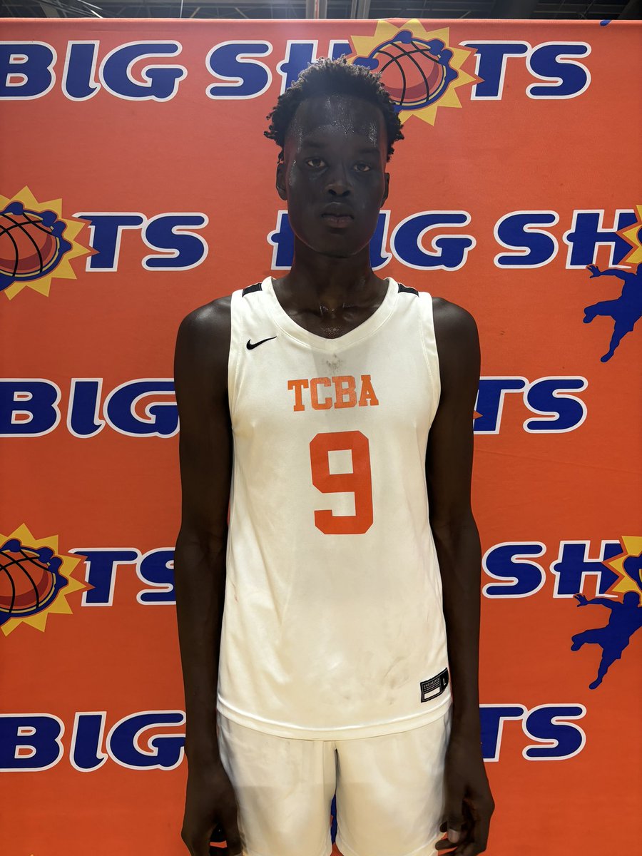 BIG SH🏀TS tweet media