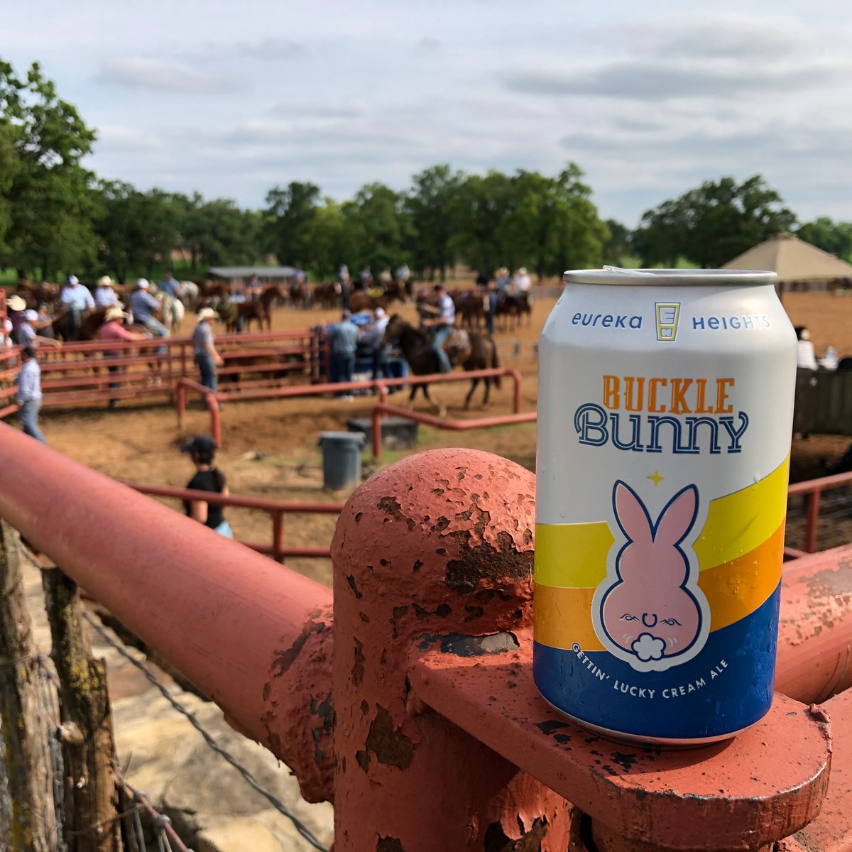Every day is Go Texan Day for Buckle Bunny, so today is technically Go Texaner Day. This crushable Cream Ale was born out on the ranch way before it hopped into all of our hearts. Taproom is open until 10pm with Rosalitas Food Truck.