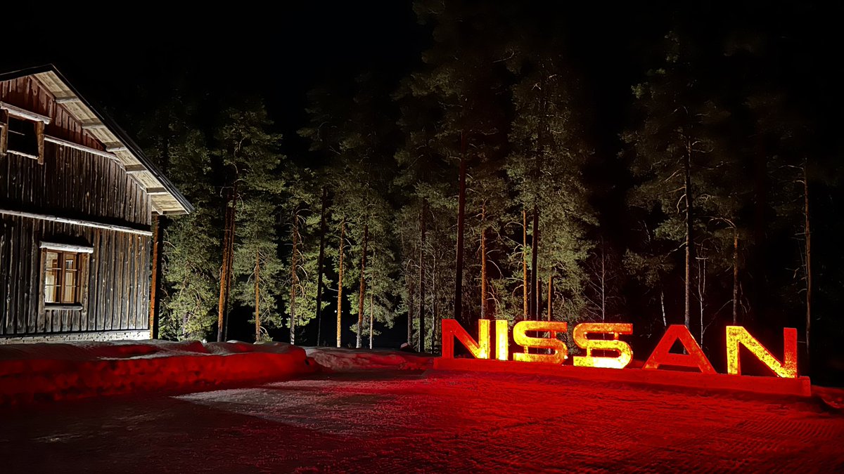 🇫🇮 Primo giorno in Finlandia per vivere un’esperienza davvero affascinante: domani guiderò Nissan Ariya, il premium Crossover 100% elettrico con tecnologia e-4ORCE 4WD, il rivoluzionario sistema a trazione integrale, e Nissan X-trail, il SUV elettrificato che sfrutta la potenza