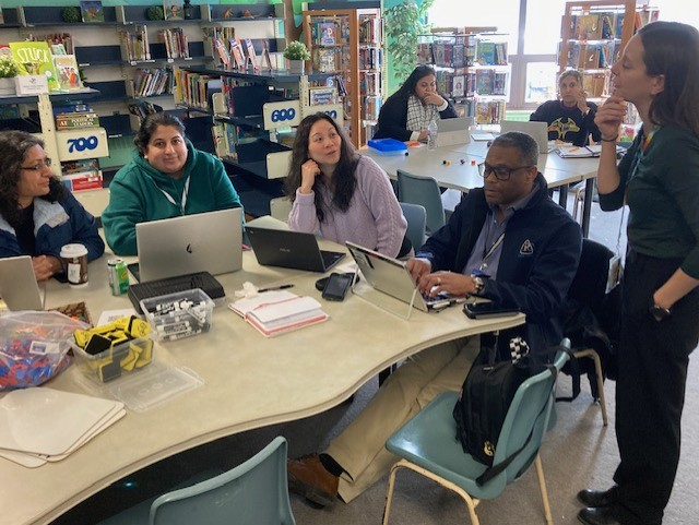 MillersGrovePS's tweet photo. K-6 Math teachers loving it @Peelschools!  @Soni_Gill1214 SIEP PLC - @MillersGrovePS @ShelterBay PS @OscarPetersonP2 @LaraChebaro ThankU Math Facilitator Rachel Smith for awesome HIIP Strategies and @knowledgehook workshop! https://t.co/9rUxpRsp4m