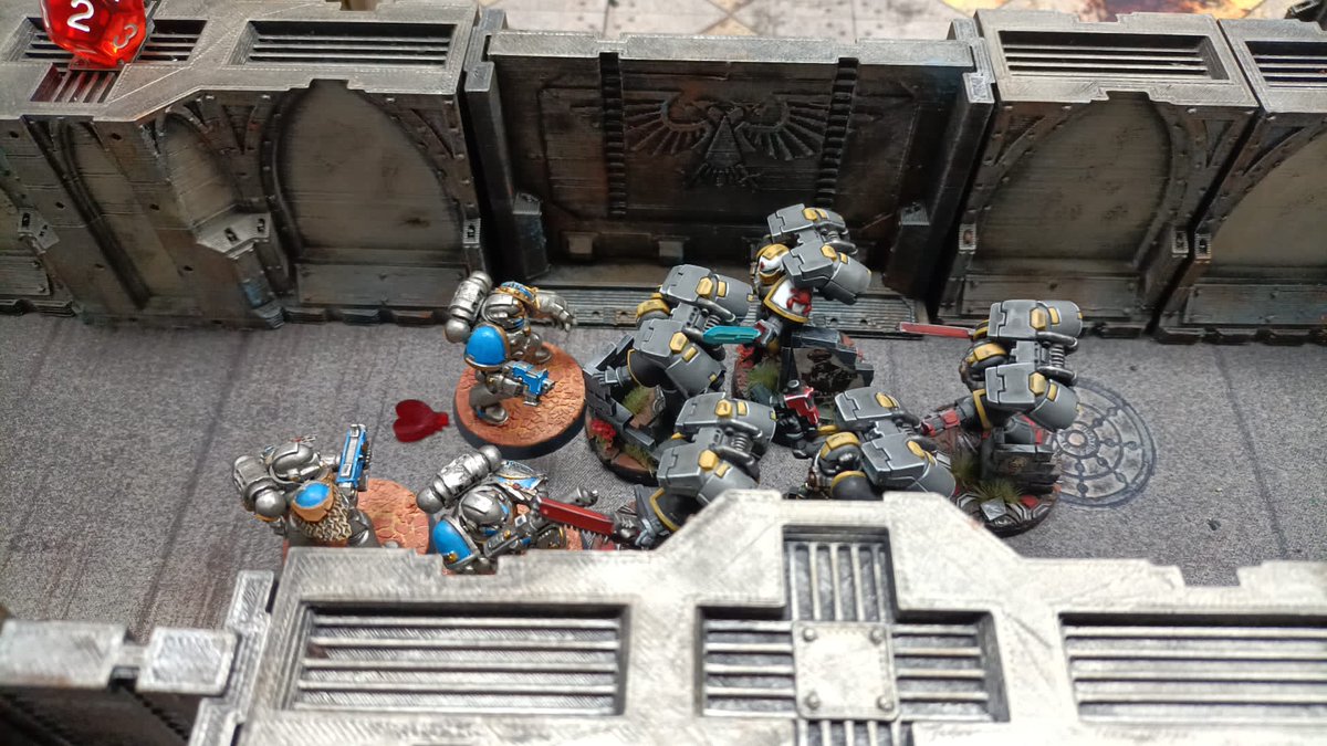 Habemus_Ludum's tweet photo. #quedadashabemusludum
1/2
La guerra de Badab continua, en esta ocasión los Escorpiones Rojos han logrado imponerse a los Garras Astrales en los corredores de una nave
#backtobadab #badabwars #redscorpions #astralclaws #30k #warhammer40000 #warhammer40k #horusheresy #zonamortalis https://t.co/nNXVulKMEr