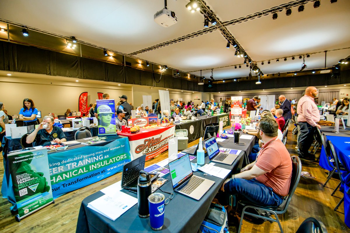 We are excited to welcome local businesses to the 2024 KCS Hiring Expo! 🤝

11th- &amp; 12th-grade students will be invited to attend on Apr. 18 from 9 a.m. - 2 p.m. at the Jacob Building <a href="/ChilhoweePark/">Chilhowee Park</a>! 💼

Sign up to be a vendor at buff.ly/40CQMwj! 🎯 #Become865Ready