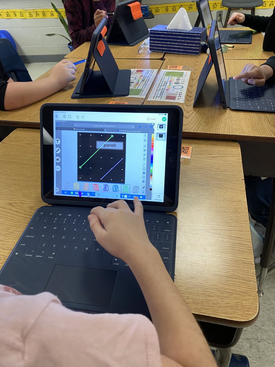 swampfrogfirst's tweet photo. These @BESBartlett second graders #appsmashed are geoboard from @MLCmath with @Seesaw to show what they know about parallel lines.
@MsUsCoolCats1 are pretty awesome when it comes to creating!
#SimplyTheBESt
#edtechcoach
#iteachmath https://t.co/kxnlsQ6pK1