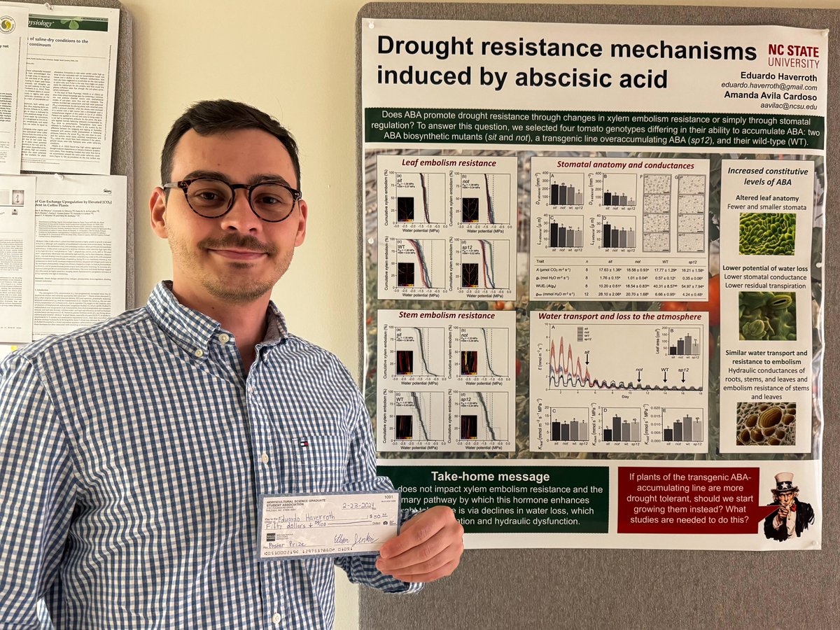eduhaverroth's tweet photo. 🏆 Delighted to have secured 3rd prize at the Mason Pharr Symposium at NC State University for my poster presentation! 🚀 Engaging discussions and valuable feedback on science communication made it even more enriching! 🌱 Dive into my research: https://t.co/Sj2hPpQkxy https://t.co/sRTenUjcF6
