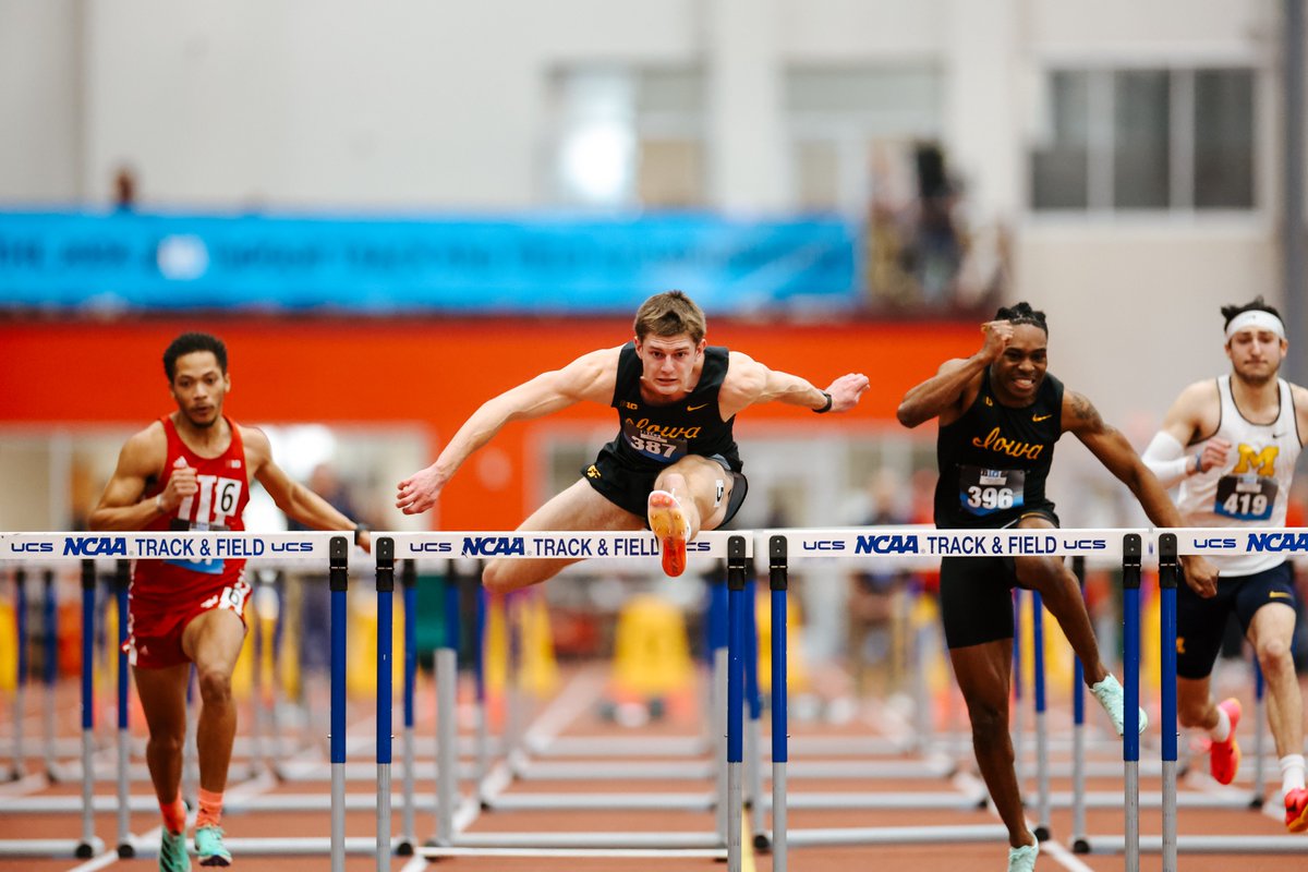 𝗚𝗿𝗲𝗮𝘁𝗻𝗲𝘀𝘀 𝗚𝗿𝗼𝘄𝗶𝗻𝗴 📈

<a href="/HurdleProdigy/">Grant Conway</a> improves on his 4th all-time mark in the 60m hurdles prelim!

1. 𝙂𝙧𝙖𝙣𝙩 𝘾𝙤𝙣𝙬𝙖𝙮 - 7.66, PR + 4th at Iowa, Q
5. Gratt Reed - 7.82, q
9. 𝙆𝙖𝙡𝙞𝙡 𝙅𝙤𝙝𝙣𝙨𝙤𝙣 - 7.94, q
11. Kai Graves-Blanks - 7.97

#Hawkeyes